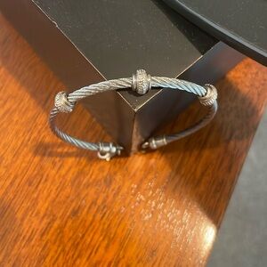 Sterling silver wire rope bracket with diamonds